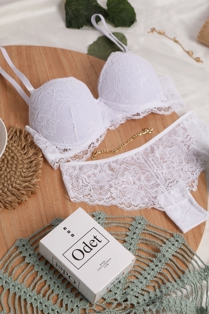 Conjunto Odet Art 3010 Taza Soft con push ap De Puntilla Con Culotte