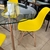 Imagen de Mesa redonda vidrio Eames 120cm