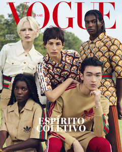 Revista Vogue - Edição agosto 22