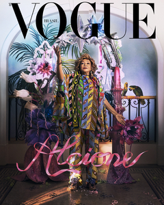 Revista Vogue - Edição dezembro 22