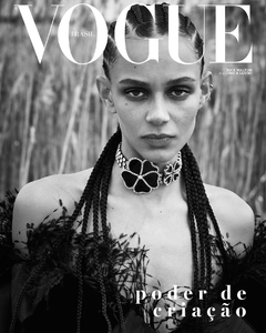 Revista Vogue - Edição setembro 21 - Capa P&B