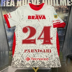 Camiseta Instituto 2023 alternativa blanca #24 Parnisari