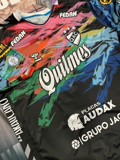 Camiseta arquero Quilmes 2022 multicolor Hummel - comprar online