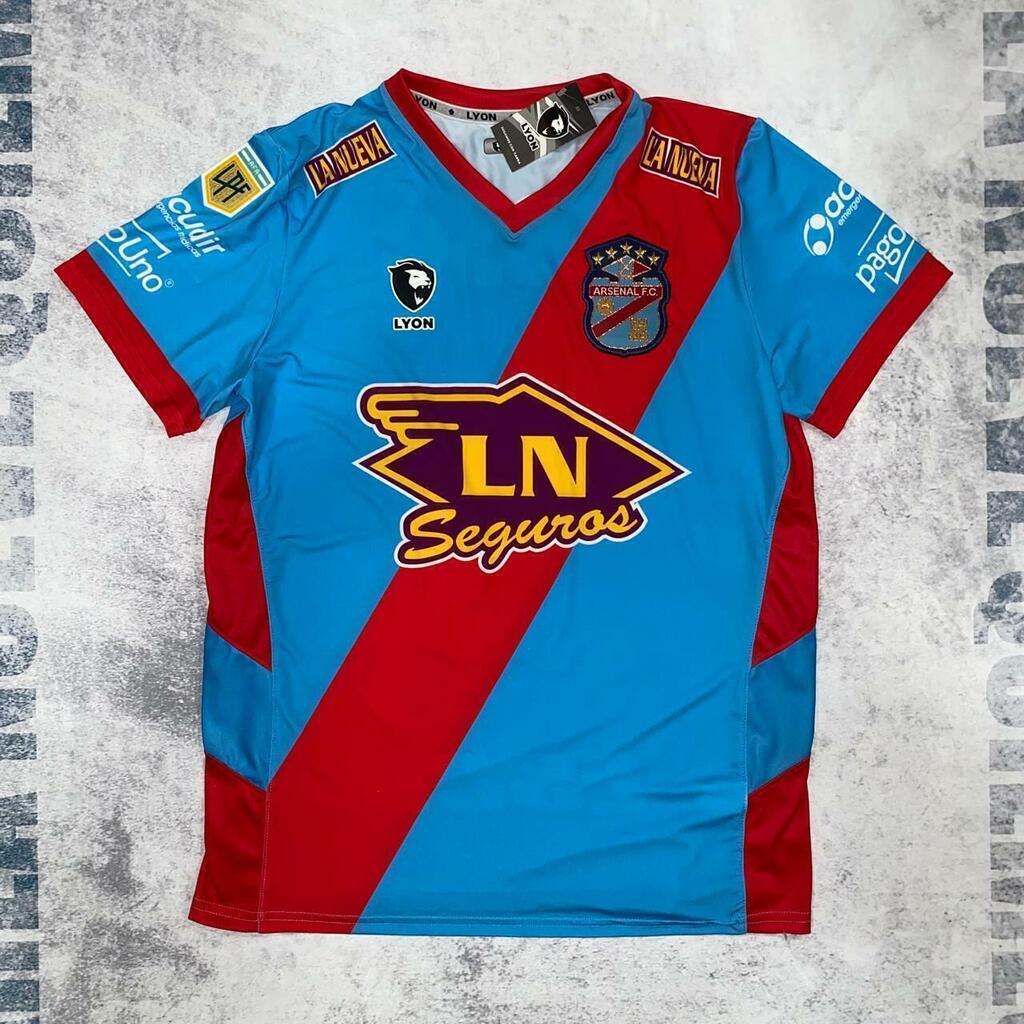 Camiseta Arsenal 2021 Titular 22 Ortiz