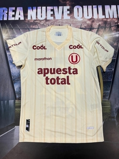 Camiseta Universitario de Peru 2023