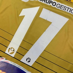 Camiseta Chacarita 2017-2018 amarilla #17 en internet
