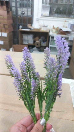 Florzinha lavanda