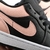 Air Jordan 1 Low - Crimson Tint na internet