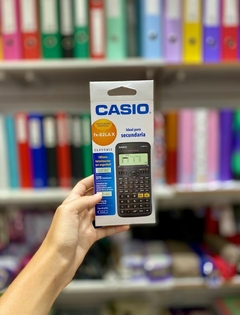 calculadora científica casio fx-82LAX