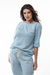 Pijama comprido feminino com calça estampada de poá azul claro e off white