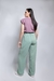 Calça reta cintura alta verde claro com elástico - comprar online