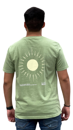 T-SHIRT LEHUA SOL ABSTRACT VERDE - comprar online