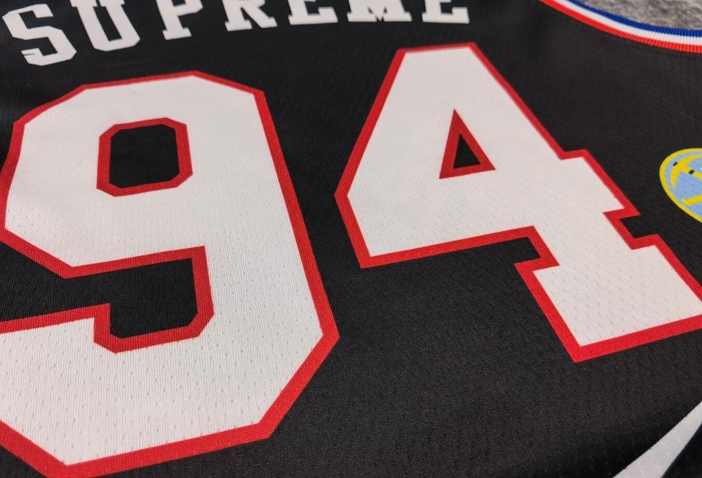 Camiseta supreme nba hotsell