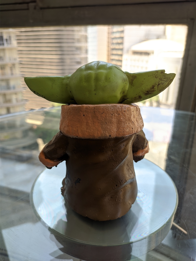 MINIATURA BABY MESTRE YODA 12CM STAR WARS (RESINA)