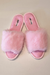 Pantufa-de-pelúcia-rosa-bebê