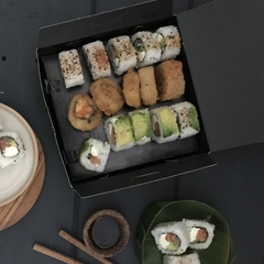 CAJAS SUSHI MEDIANA X 100