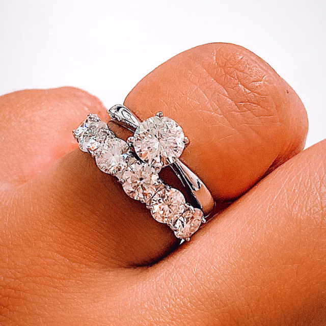 Solitario moissanite sale