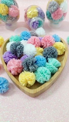 Ovinhos com pompom de tule 2.5cm nas cores candy colors - loja online