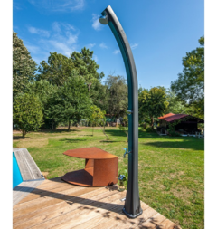 Ducha solar Columna color gris para piscina - tienda online