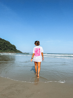 Camiseta Life is Better in Ubatuba - comprar online