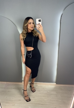 VESTIDO MIDI CANELADO FENDA