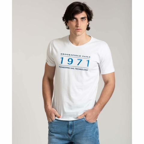 REMERA BROOKSFIELD EMBOIDERY HOMBRE (187-199)