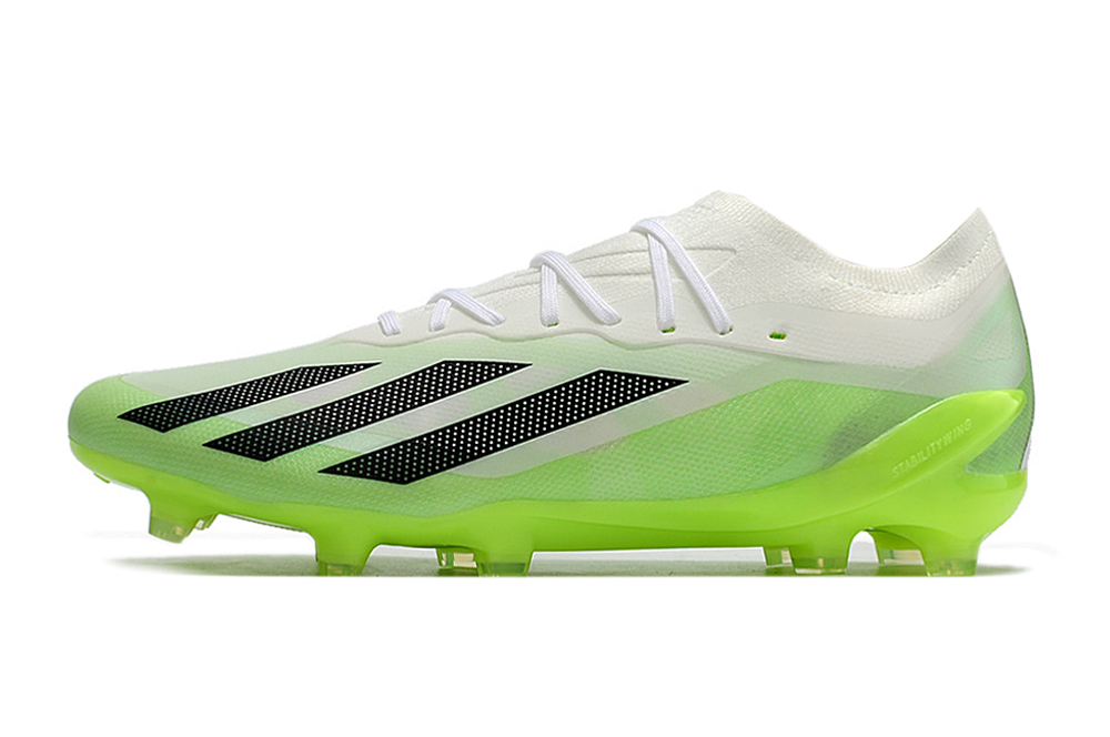 Chuteira adidas e nike top