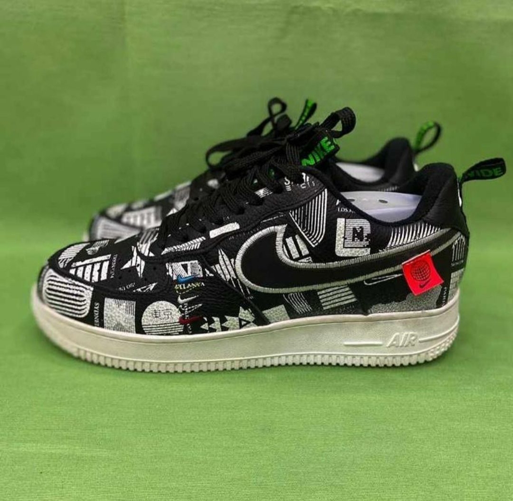 NIKE AIR FORCE 01'7 WORLDWIDE - Closet Innovation