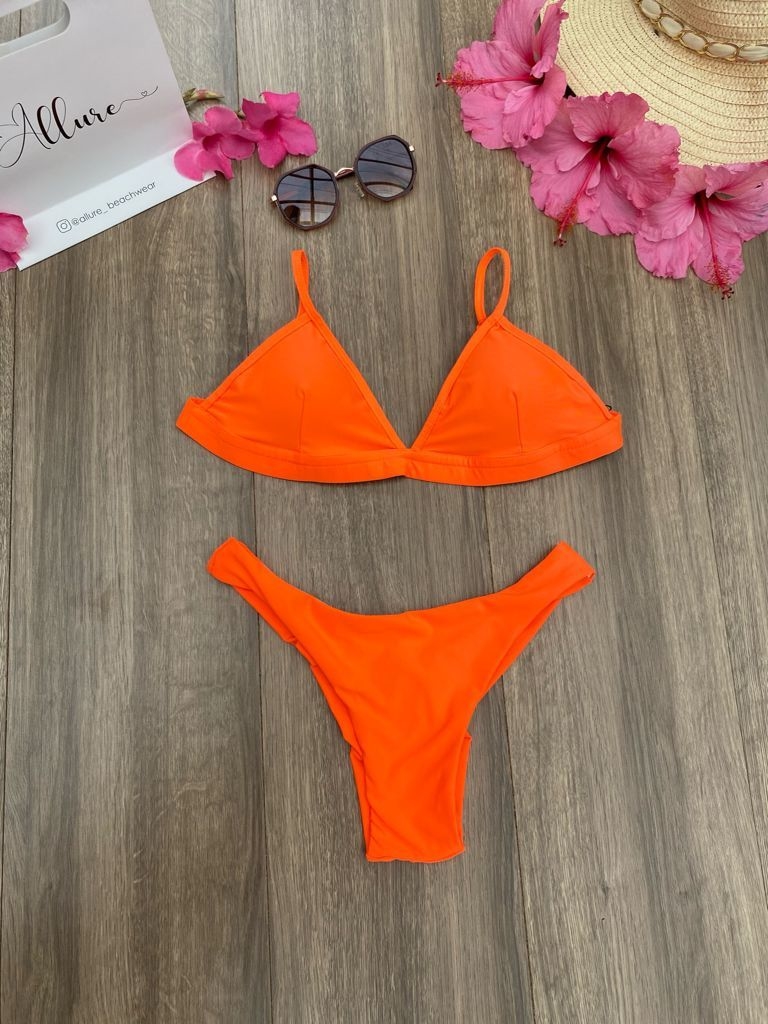 Biqu ni Conjunto Tri ngulo Estampa Lisa