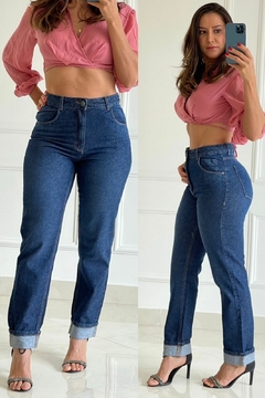calça jeans mom classica barra dobrada - comprar online