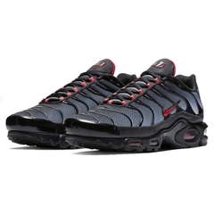 Tênis Air Max Plus Tn "Gradient Red" na internet