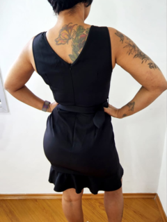 Vestido Midi com Cinto na internet