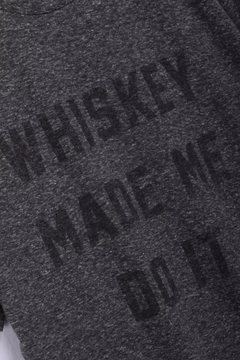 Remera VKM Whiskey - comprar online