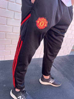 Jogging PLO Manchester United - Kronos Indumentaria