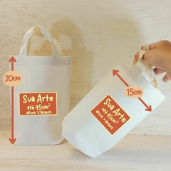 Sacolinha Minibag Iniciais sobre Folha - Data - Personalizada - Estampa Padrão - Algodão Cru - Lembrancinha de Casamento - Craft.Mimo