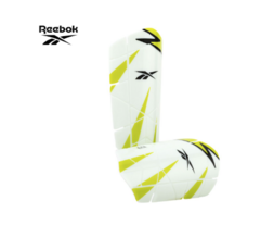 CANILLERAS DE FUTBOL KICK REEBOK