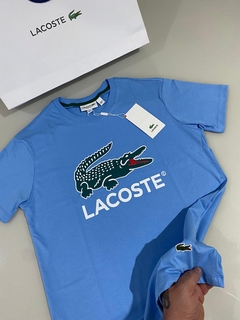 Camiseta Lcst estampada 2024 - azul bebê