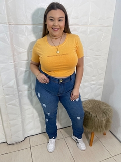 CALÇA PLUS SIZE COM LYCRA COM FECHO EMBAIXO