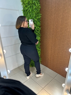 CALÇA JEANS PRETA PLUSSIZE - comprar online