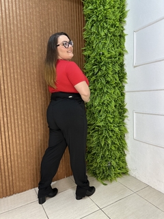 CALÇA PLUSSIZE ALFAIATARIA COM FECHO na internet