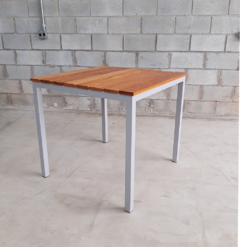 MESA RIPADA 80X80CM - CINZA + JATOBA - MRPD8080CINJTB na internet