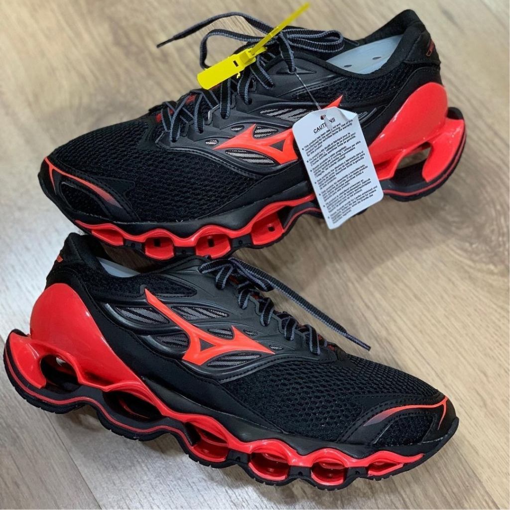 Tênis Mizuno Wave Prophecy 11S - Preto e Vermelho