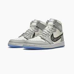 Precio tenis nike dior hotsell