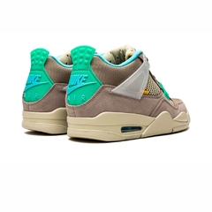 Anniversary 4s top