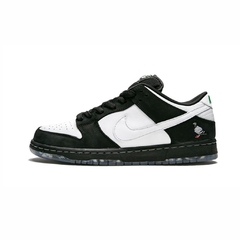 SB DUNK LOW PRO OG QS "Panda Pigeon"