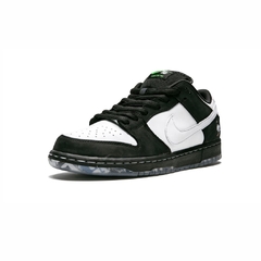 SB DUNK LOW PRO OG QS "Panda Pigeon" - ANKA Streetwear