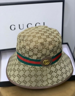 buckekt hat Gucci