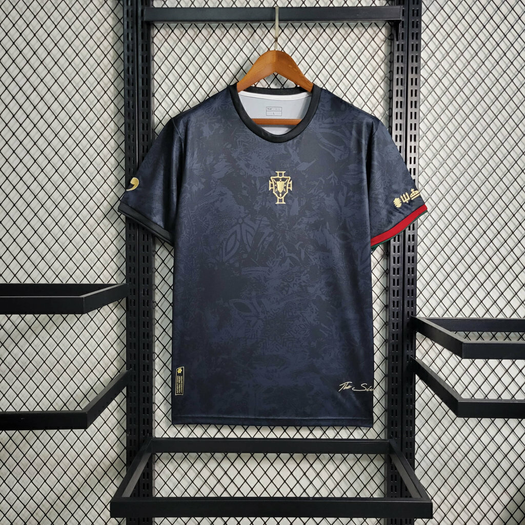 Camisa Portugal Especial CR7 GOAT Preta Nike Masculina Torcedor