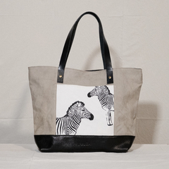 Tote Zebra Humo - comprar online