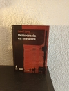 Democracia en presente (usado, Pocos subrayados en lápiz )- Isabell Lorey